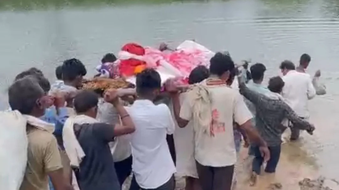 Madhya Pradesh: No Dignity Even After Death In Neemuch Village