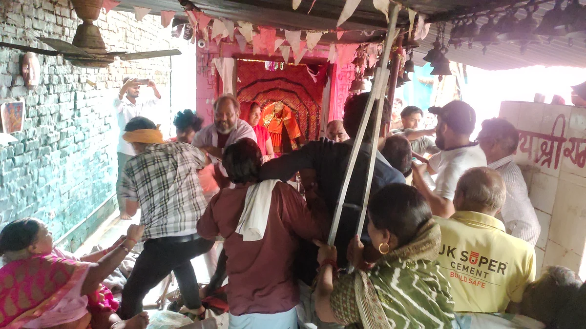 Dozen Hurt In Clash After Dalits Stopped From Worshipping In Temple | FP Photo