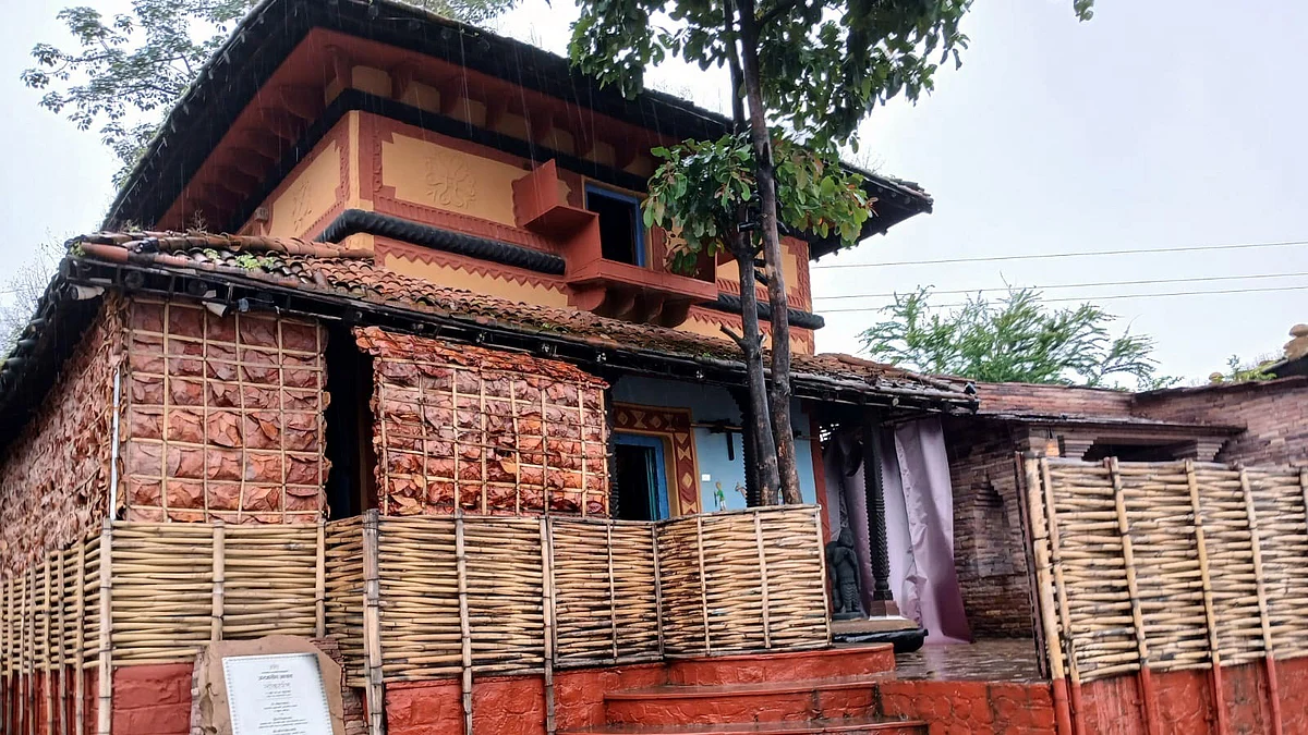 Bhopal: Non-Veg Missing On Platter, People Give Authentic Tribal Cuisine A Miss
