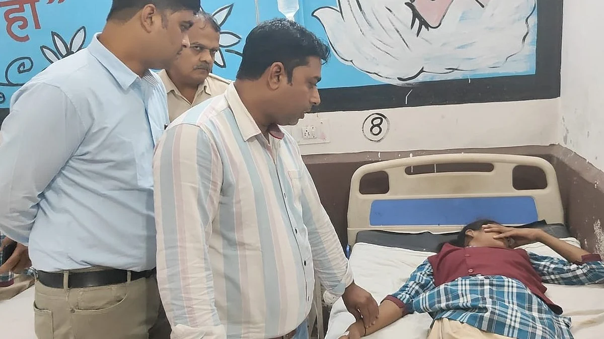 Class 12 Student Hospitalised After Consuming Phenyl In Madhya Pradesh's Sailana | FP Photo