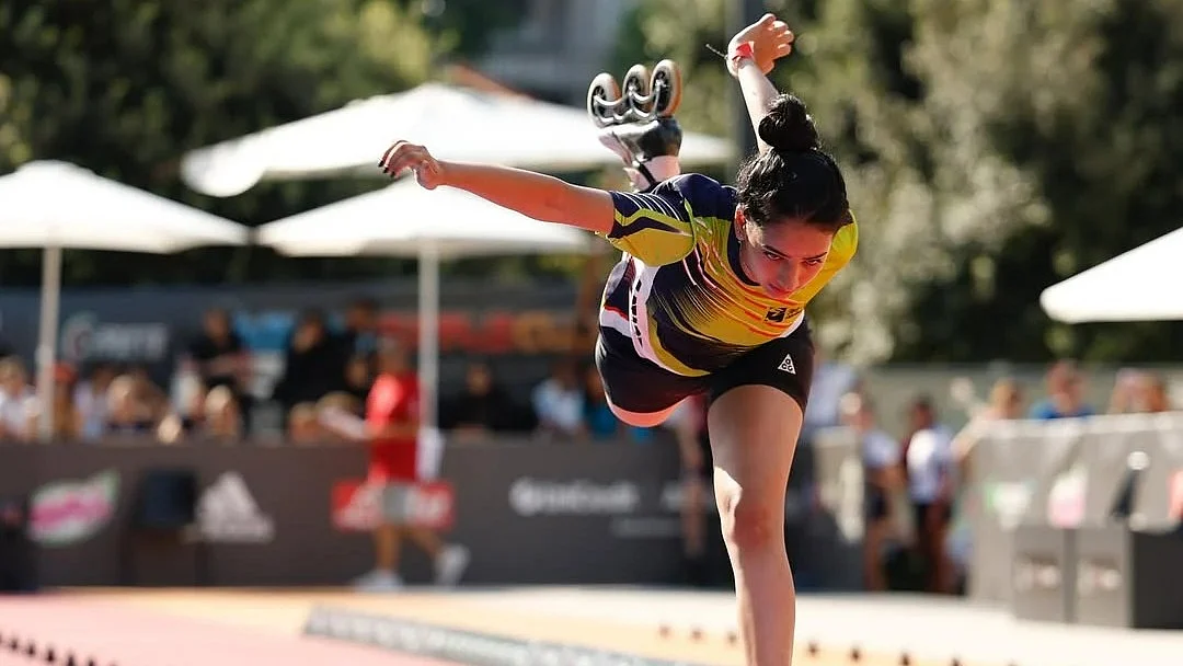 VIDEO: Who Is Shreyasi Joshi? Pune Girl Becomes First Indian To Win Gold At Asian Roller Skating Championships 2025 |
