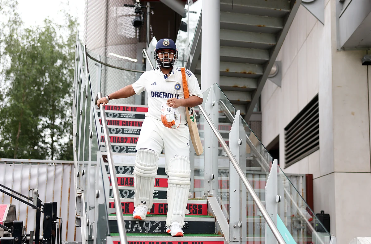 'Mom Ka Putla Samajh Rakha Hai Kya?': Vivek Razdan's Commentary On Air Viral For Rishabh Pant's Heroic Walk On Day 2 Of IND vs ENG 4th Test; Video
