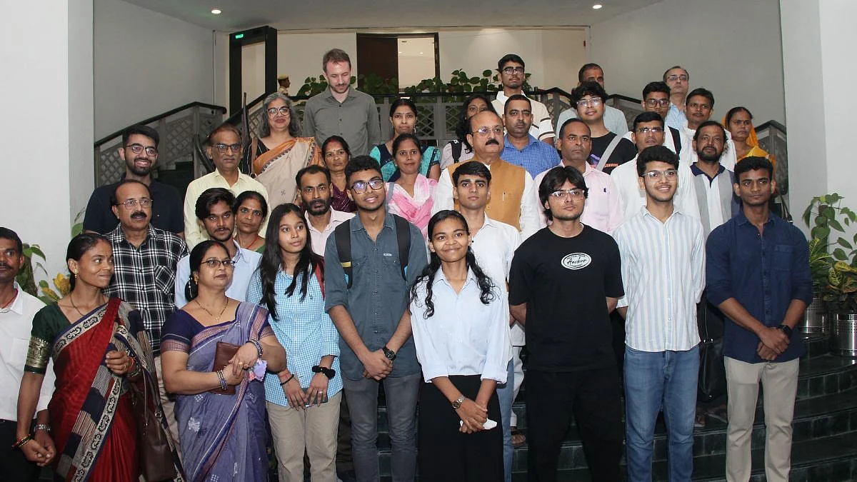 14 Students From Delhi Govt Schools Chosen For Vocational Training In Germany; CM Lauds Their Achievement