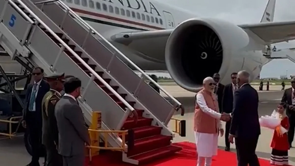 PM Modi Arrives In Maldives, Receives Grand Welcome From President Mohamed Muizzu (VIDEO) 