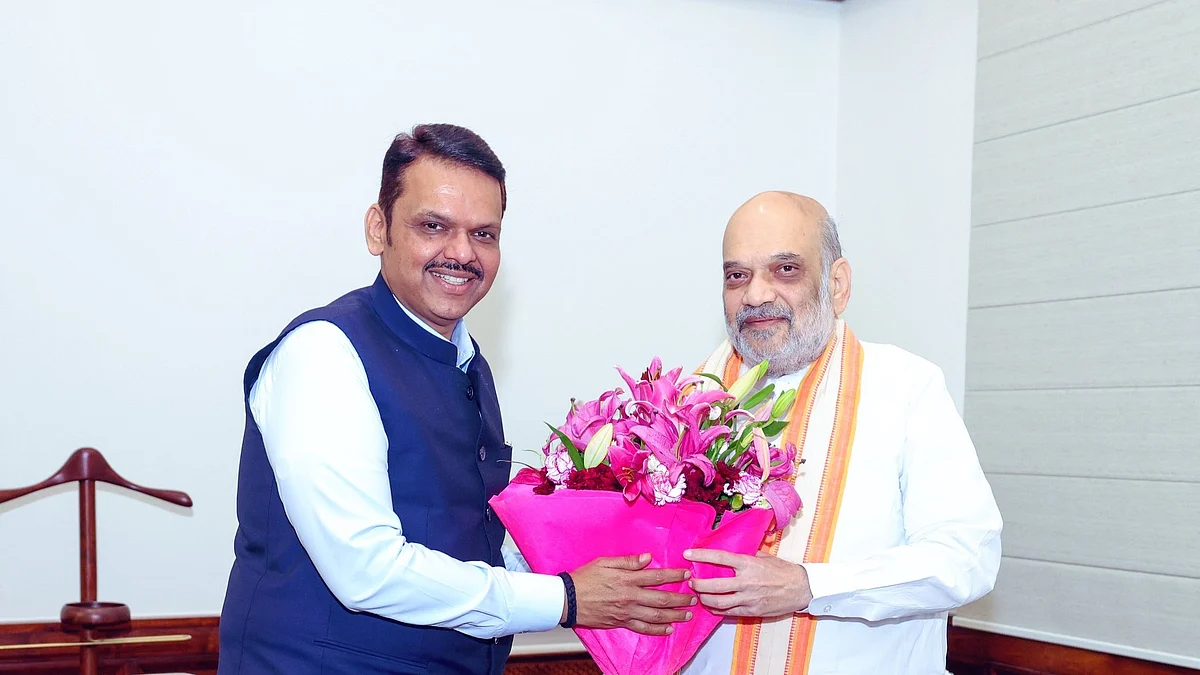 Buzz Over Maharashtra Cabinet Reshuffle As CM Fadnavis Seeks Central Nod for Key Projects In Delhi...