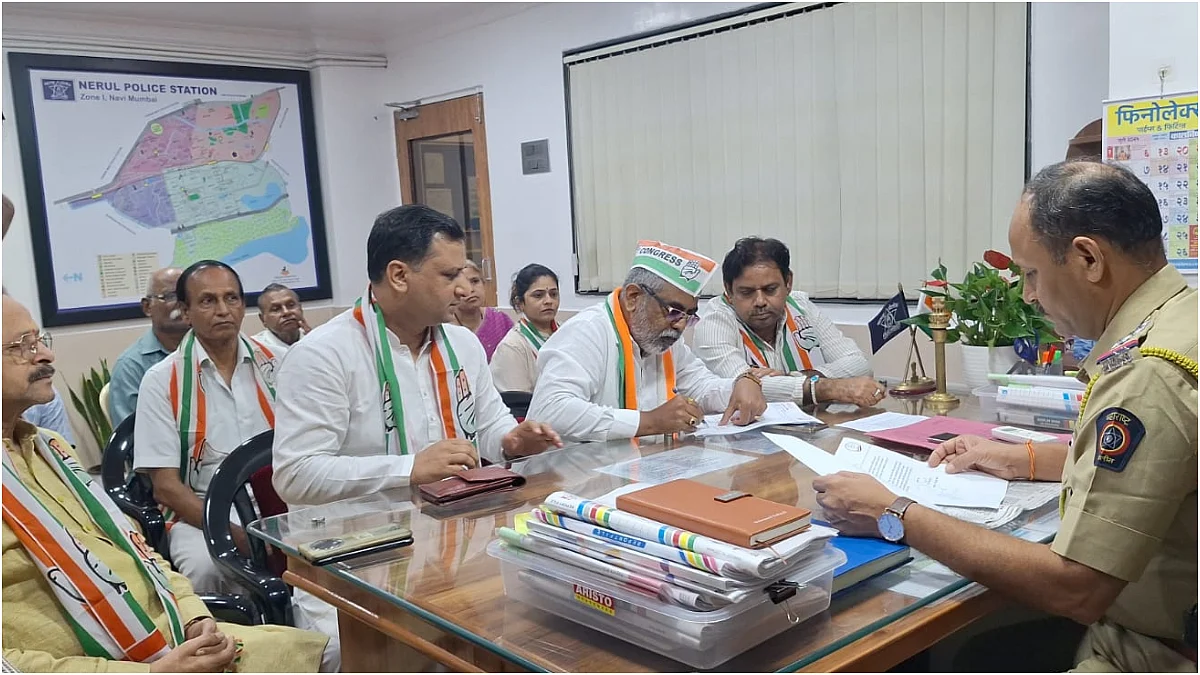 Congress leaders submit complaint at Nerul Police Station over viral fake post on Rahul Gandhi
