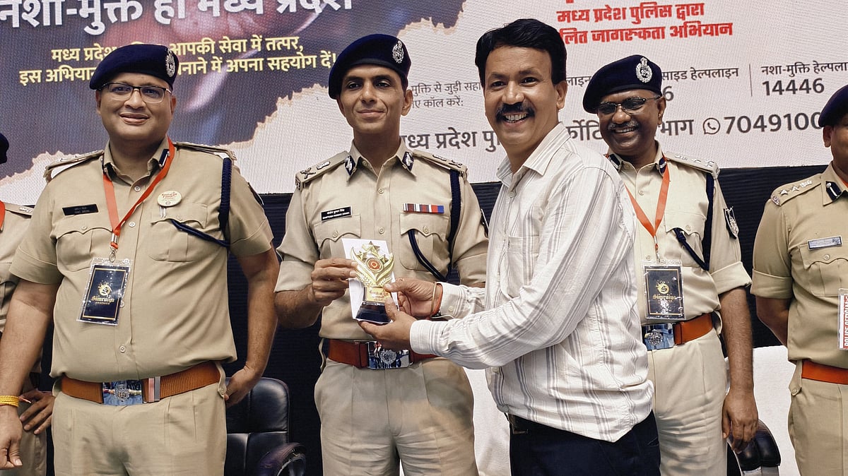 Indore Police Awards Short Film on Addiction, Team Wins Second Prize