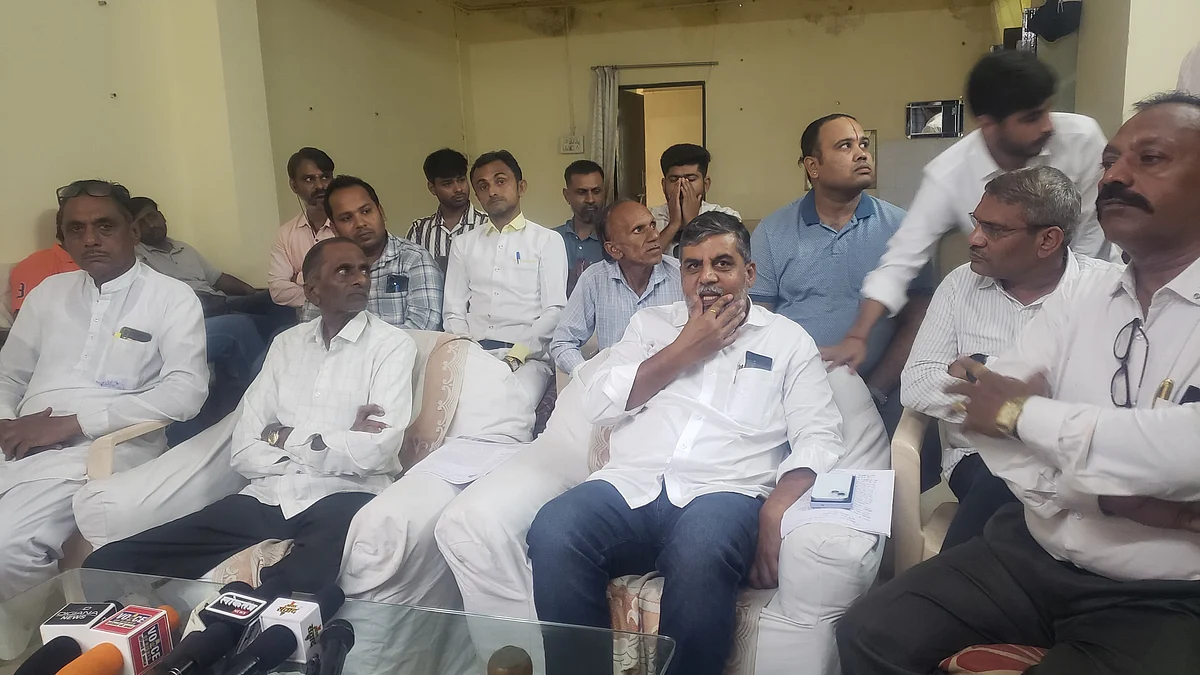 Madhya Pradesh: Traders Demand Action Against Secy Over Arbitrary Decisions In Sanawad |