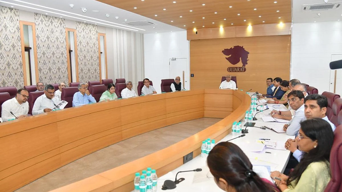 Gujarat CM Bhupendra Patel Reviews ₹1.74 Lakh Crore Worth Of High-Impact Projects 