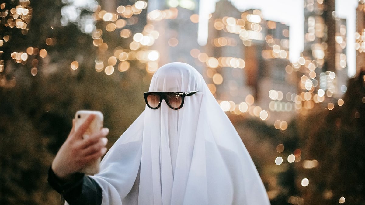 What Is Ghostlighting? Dating Trend That Is More Toxic Than Gaslighting & Ghosting
