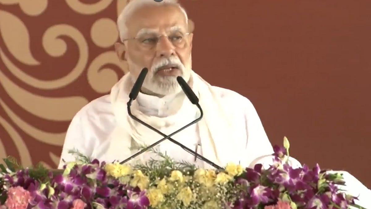 PM Modi In Varanasi: Hails 'Operation Sindoor', Slams Congress For Questioning Anti-Terror Strike; VIDEO