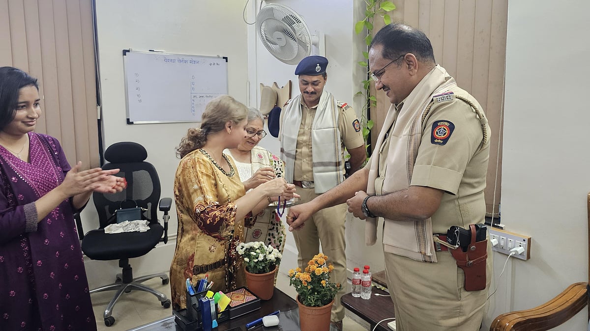PHOTOS: Kalyani Nagar Women Tie Rakhis To Yerawada Police Officials Ahead Of Raksha Bandhan
