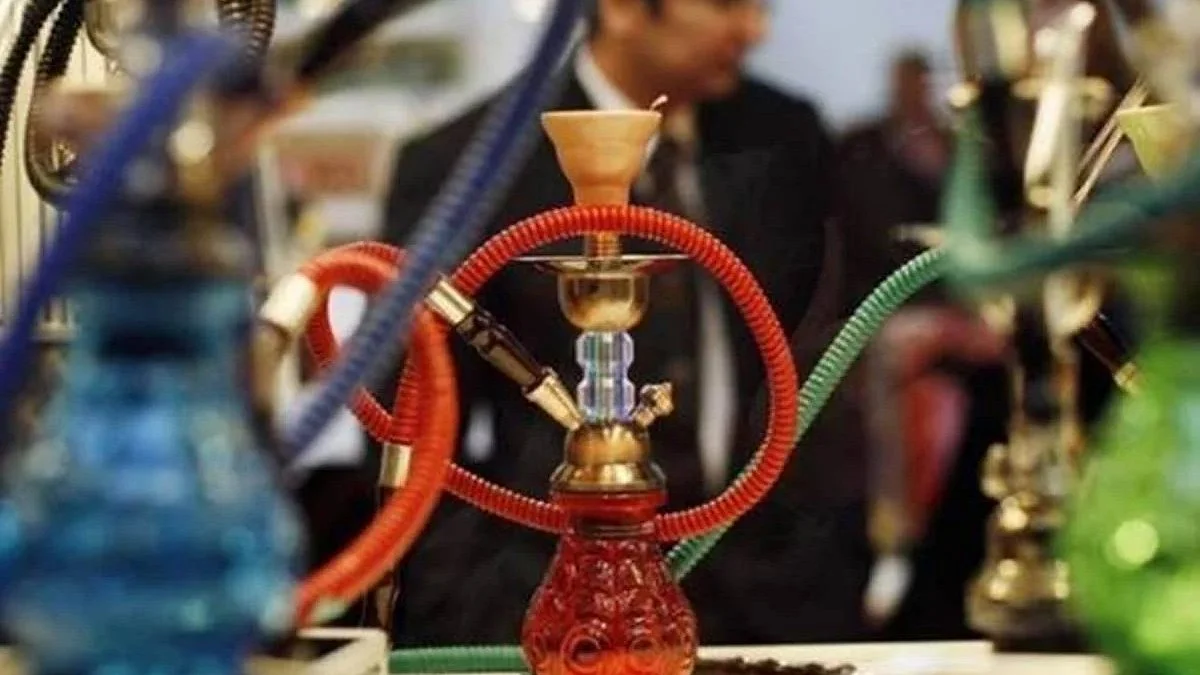 Mumbai: Restaurant Owners Move HC Against Police Raids On Herbal Hookah, Seek Protection
