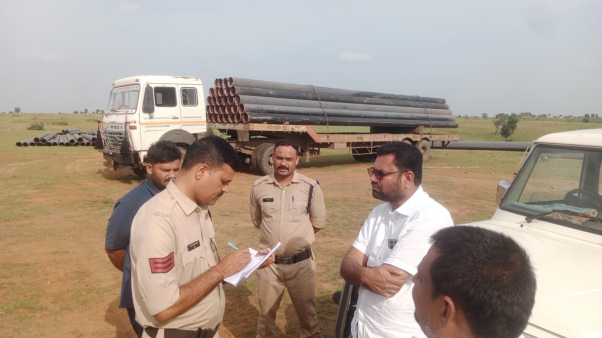 Madhya Pradesh: Cloud Over Shifting Irrigation Project Pipes In Bhikangaon