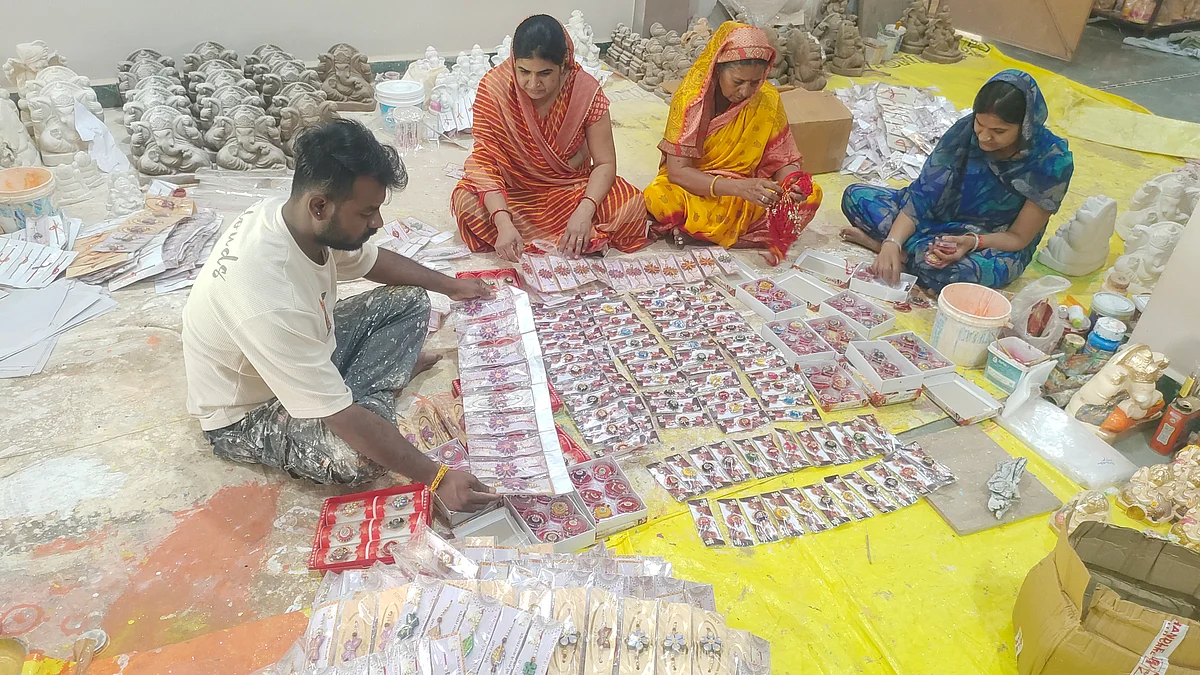 Madhya Pradesh: Susner’s Cow Dung Rakhi Grows Into Tulsi | FP Photo
