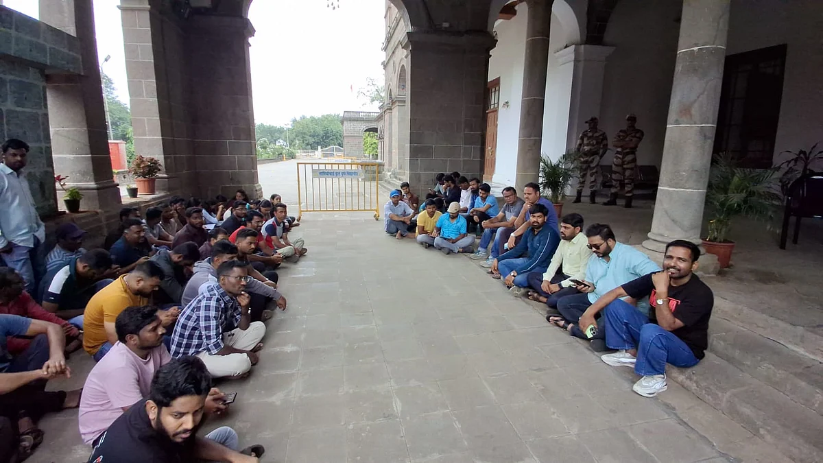 Pune PHOTOS: Students Demand Immediate Restoration Of UGC-Recognised UPSC & MPSC Special Batch At...
