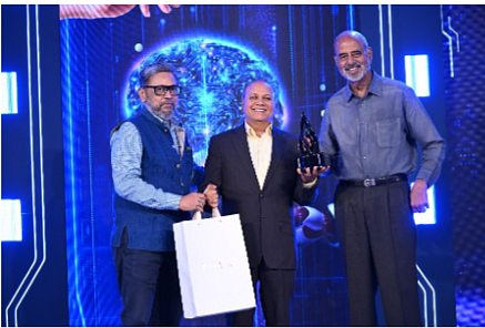 Ramesh Narayan being felicitated by Kaushik Roy, IAA Past President and Director, Imagination Works & I Venkat, IAA Mancom Member, Dierctor, EENADU