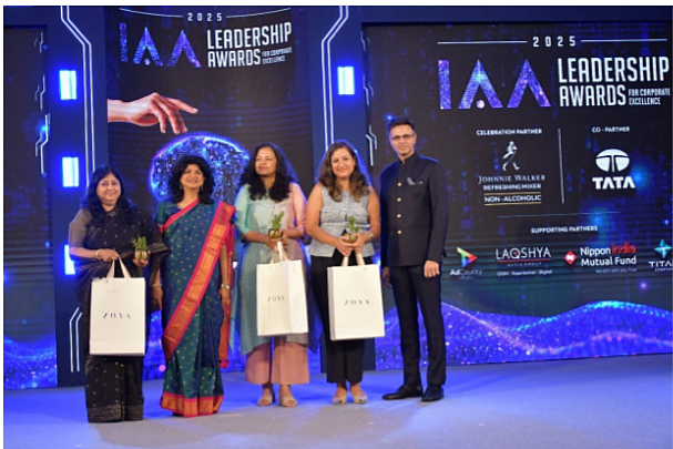 Jury members being felicitated : (L-R) Oisharya Das, Chief Executive Officer, Kotak Private Banking,
Nandini Dias Chairperson IAA Leadership Awards, Prabha Narasimhan, Jury Chairperson - IAA
Leadership Awards 2025 and Managing Director and CEO, Colgate-Palmolive (India) Limited, Naiyya
Saggi, Co Founder & CEO, Edition & Abhishek Karnani, President, IAA India Chapter.