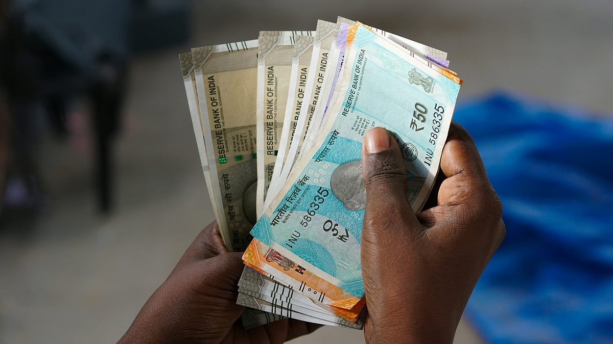 TMC Deputy Commissioner Shankar Patole and associate arrested by ACB in Rs 25 lakh bribery case | Representative Image (Unsplash)