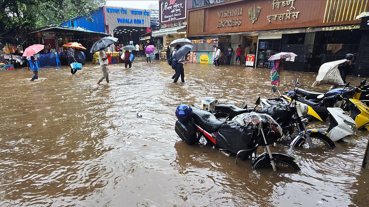 Waterlogged Road Outside Wadala Station (West)