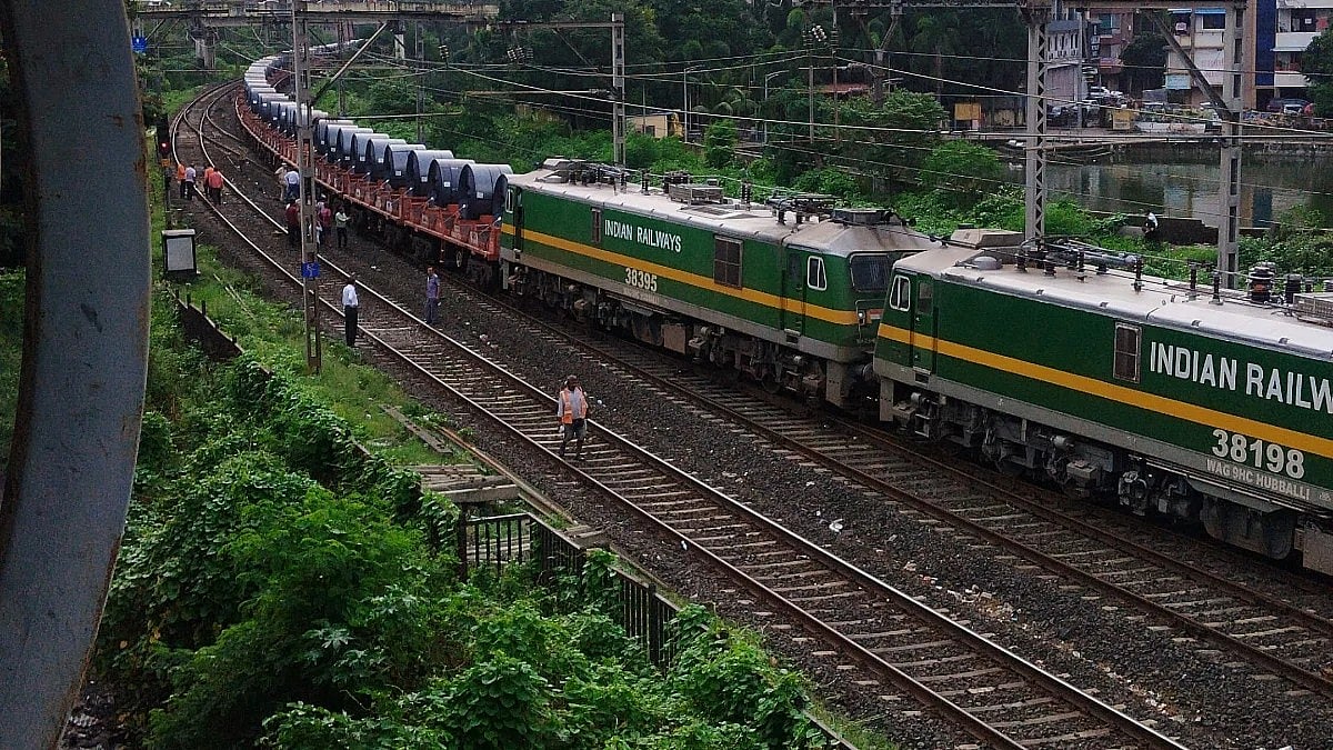 Nashik-Mumbai Train Services Disrupted as Heavy Rains Hit Maharashtra | 
