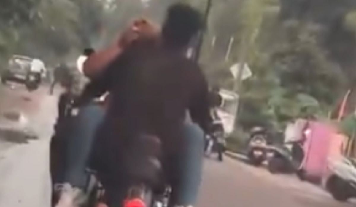Jaipur Road Sees Bikes 'Dancing' in Viral Video