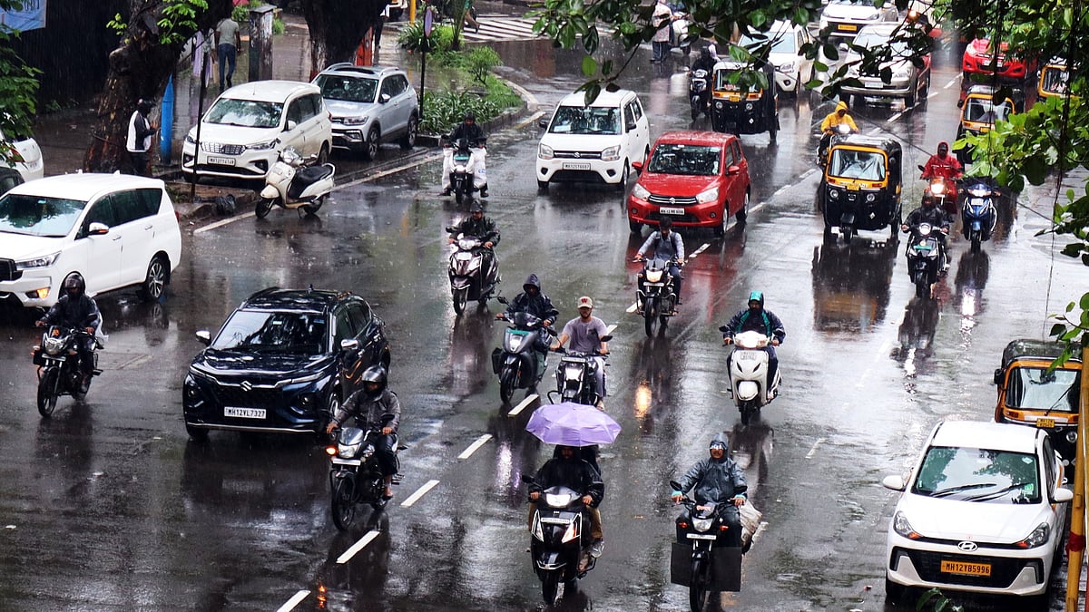 Pune: 1.11 Lakh Traffic Violation Complaints Filed Via PTP App In 6 Months; 83,785 Challans Issued | Anand Chaini