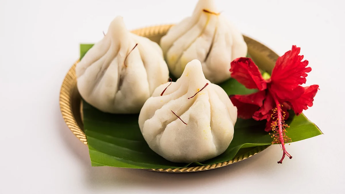Rajbhog/rossogola modak