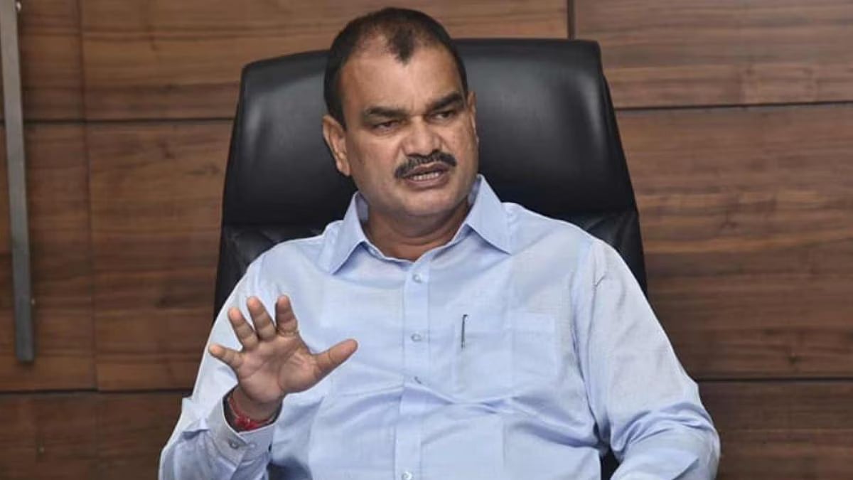 Maharashtra Agriculture Minister Promises Facilities, Reforms For Agriculture Officers