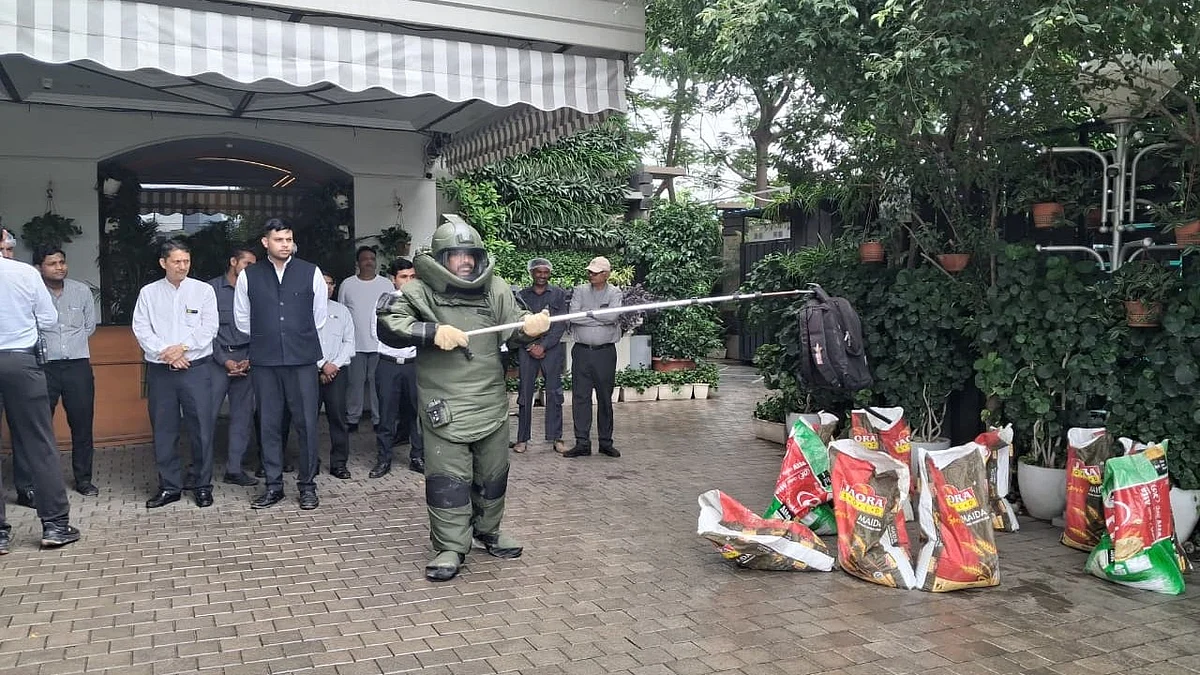 BDDS Conducts Mock Drill At Hotel Shreemaya To Check Security Arrangements Ahead Of Upcoming Events...