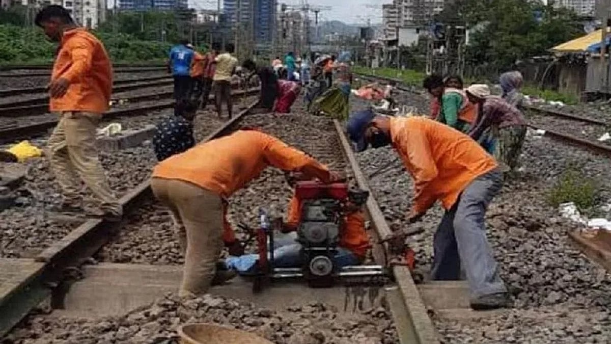 Central Railway Mega Block on August 24