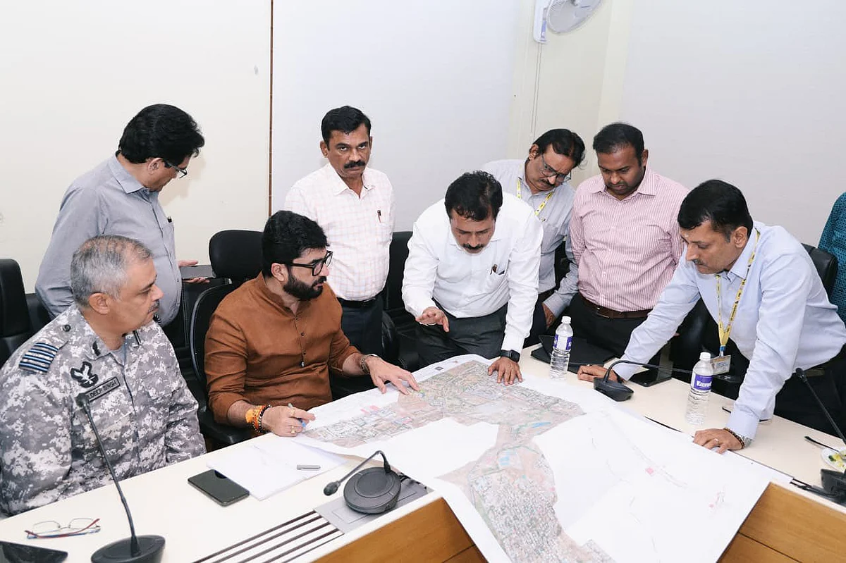 Good News: Pune Airport To Expand With 13 Acres Of Air Force Land - All You Need To Know