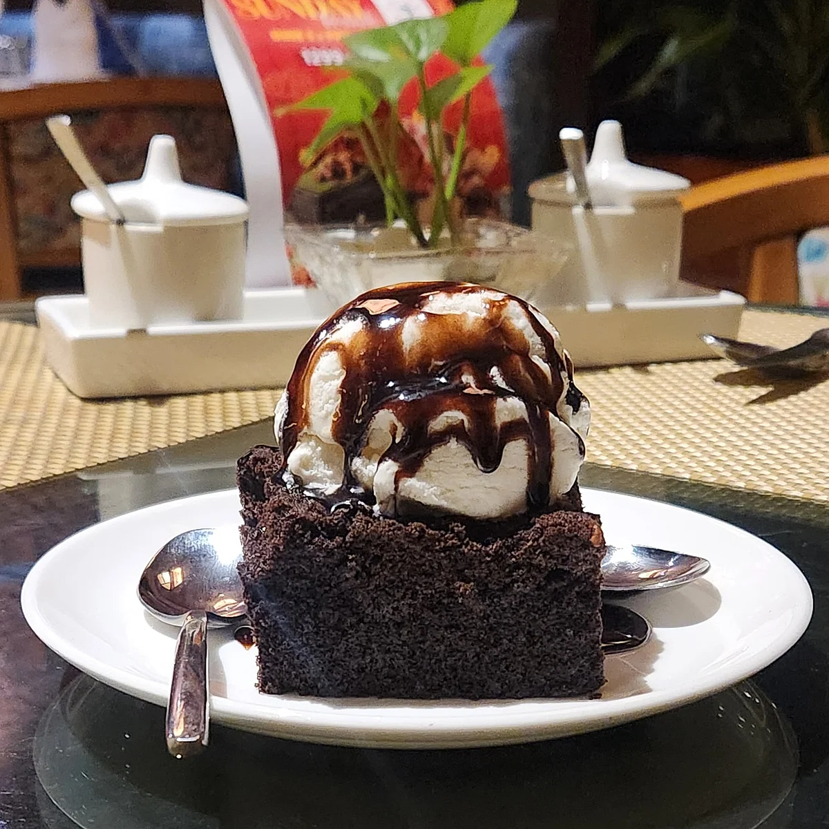 Brownie with Vanilla Ice Cream