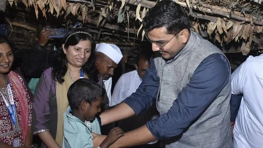 Nashik: CEO Omkar Pawar Launches Online Student Interaction Drive Under 'Nipun Maharashtra' Campaign