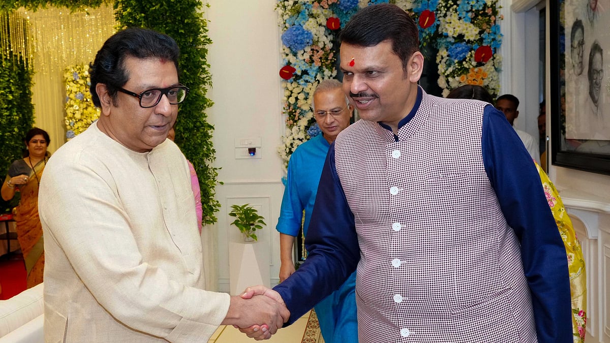 Top Maharashtra Leaders Unite At Raj Thackeray’s Shivaji Park Home For Ganesh Festivities