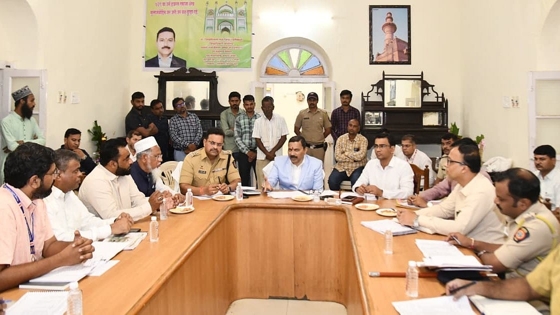 Urs Festival: Nashik Collector Reviews Preparations, Directs Focus On Safety