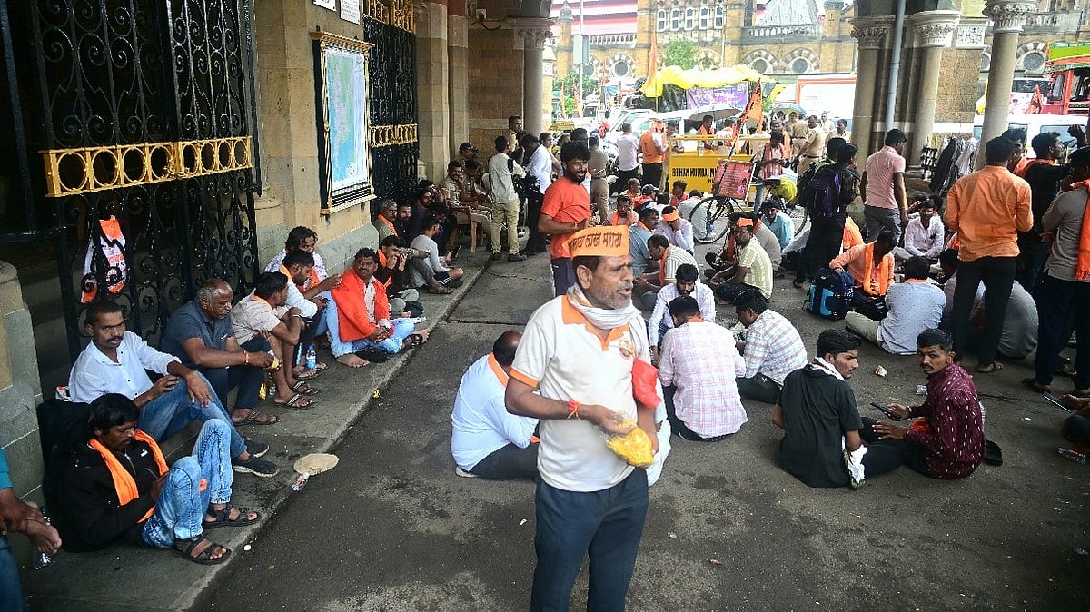 Monday Rush: Security Tightened At CSMT As Agitators Camp At Terminus