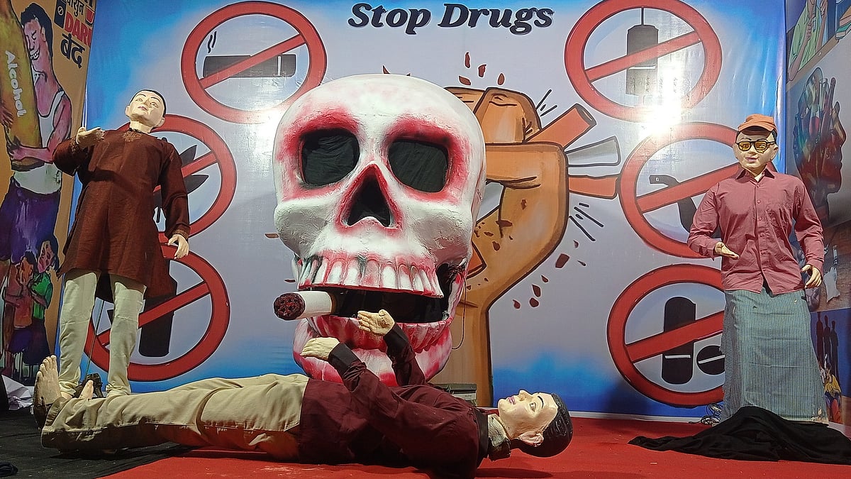 Nashik Ganesh Festival 2025: Mandals Address Tax Burden, Drug Issues Through Creative Tableaux