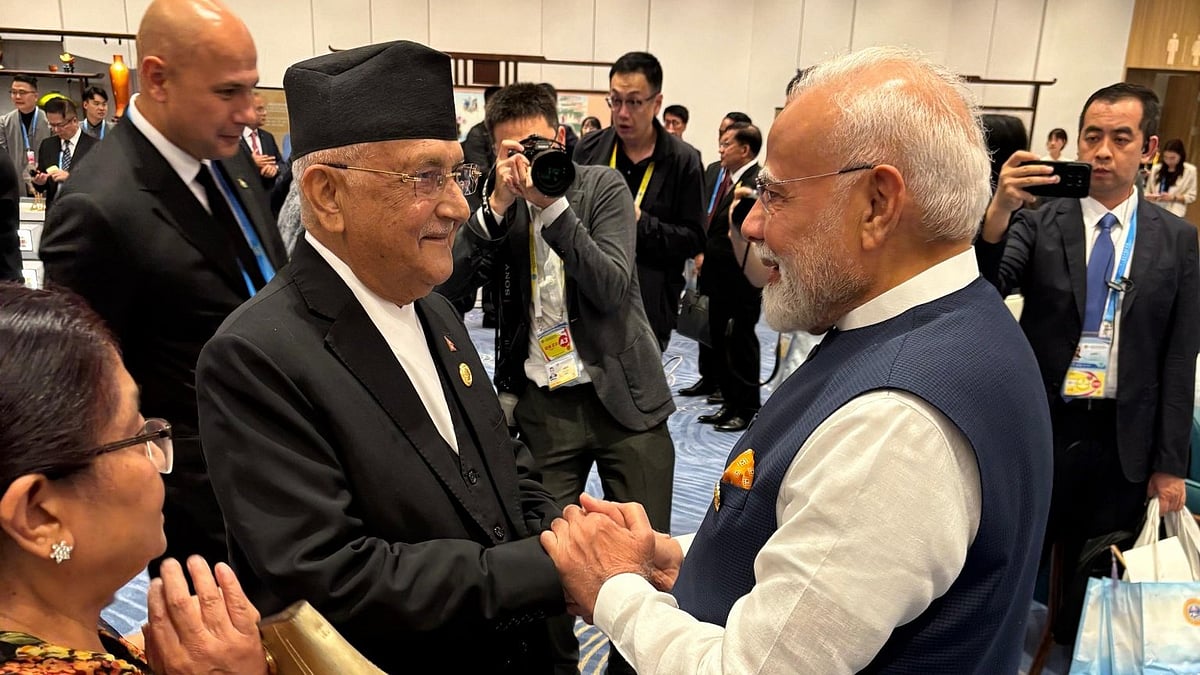 PM Modi Meets Nepal Counterpart KP Oli At SCO Summit In China's Tianjin