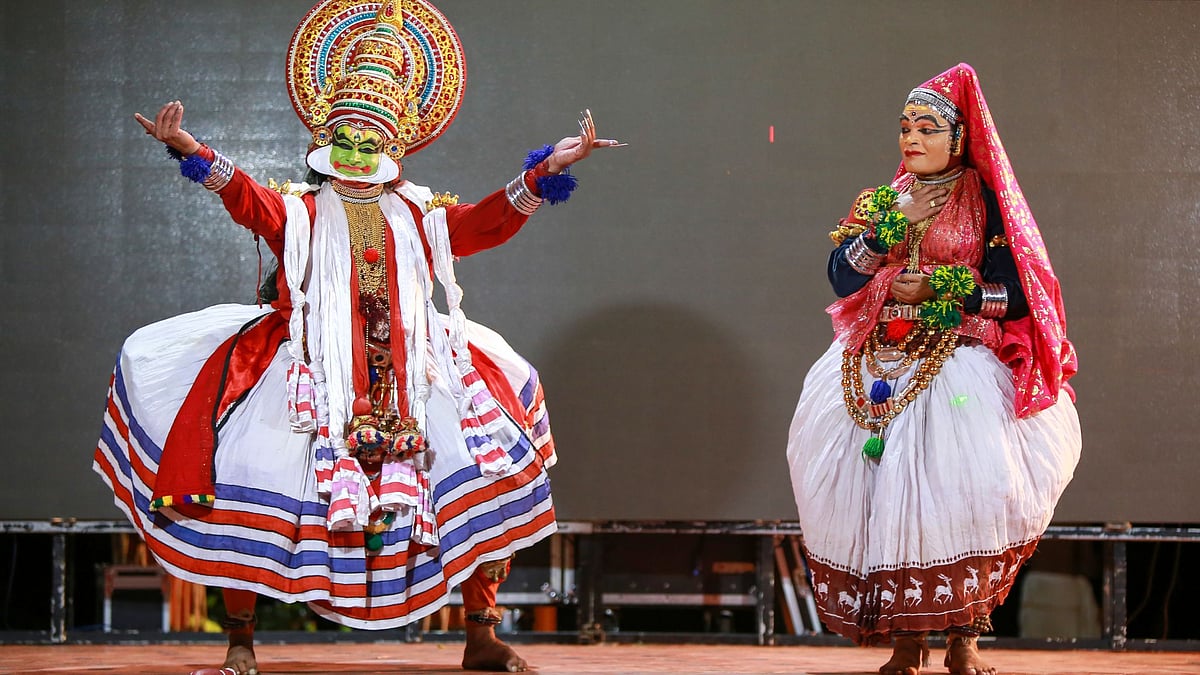 Kathakali performances add a rich, cultural dimension to the festival of Onam with the enaction of the story of King Mahabali through dance and drama | Canva