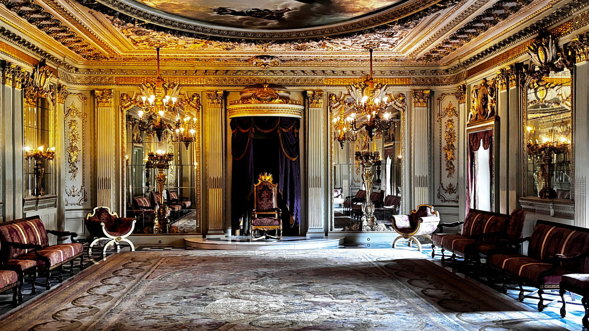 Crown Room