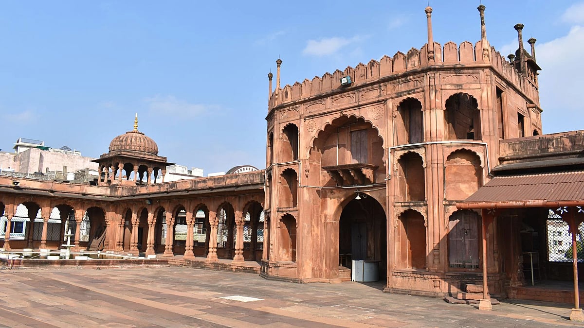 Moti Masjid