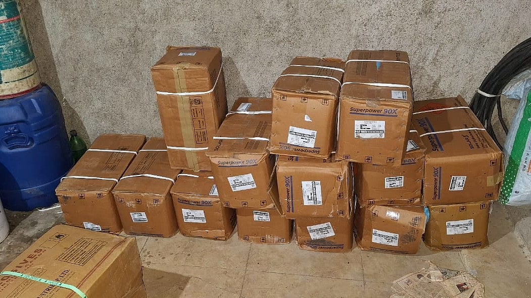 Nashik Police Seize Over 6,000 Gelatin Sticks & Detonators, 7 Suspects Booked