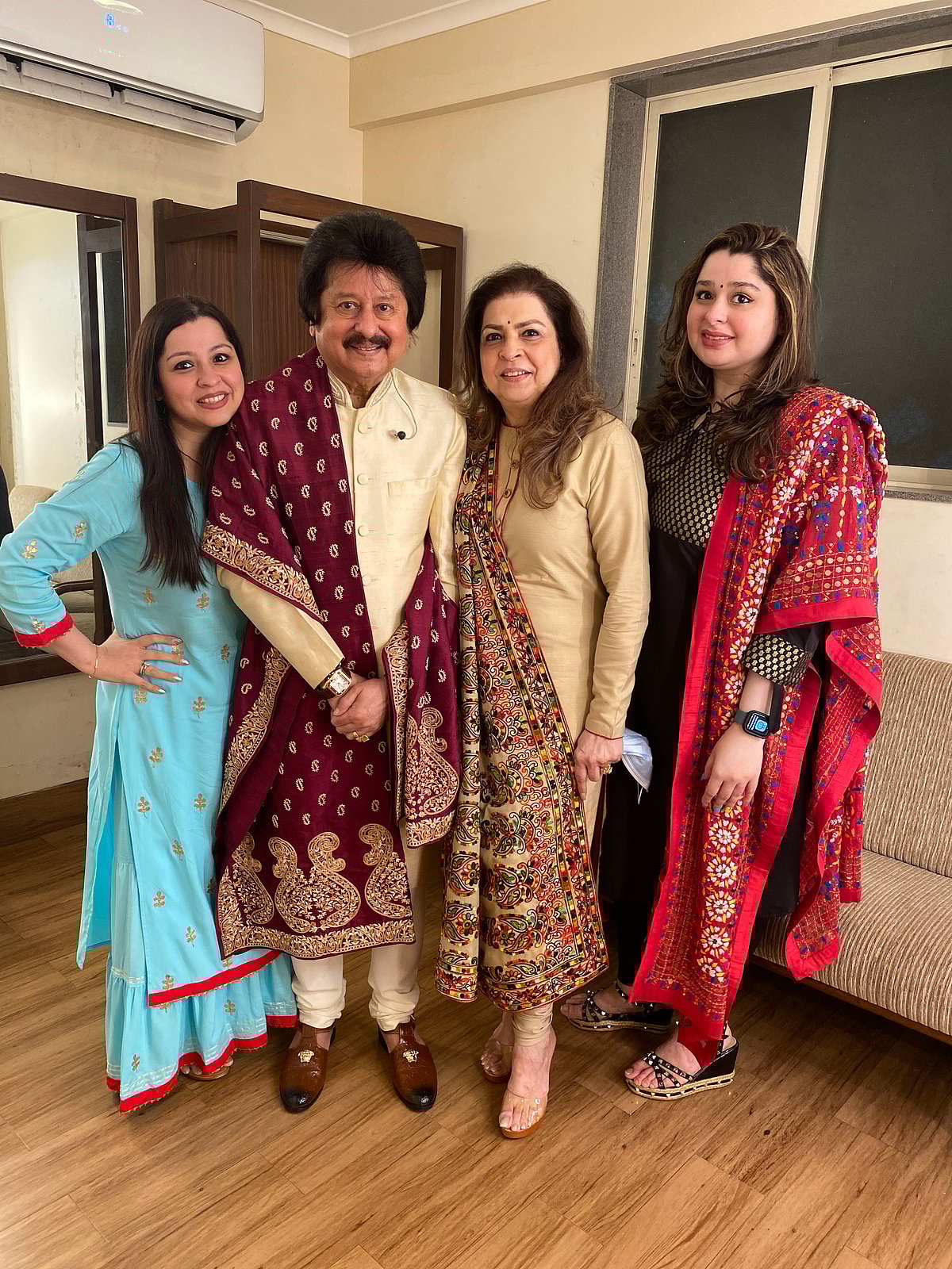 L to R.. Nayaab, Pankaj, Farida, Reva