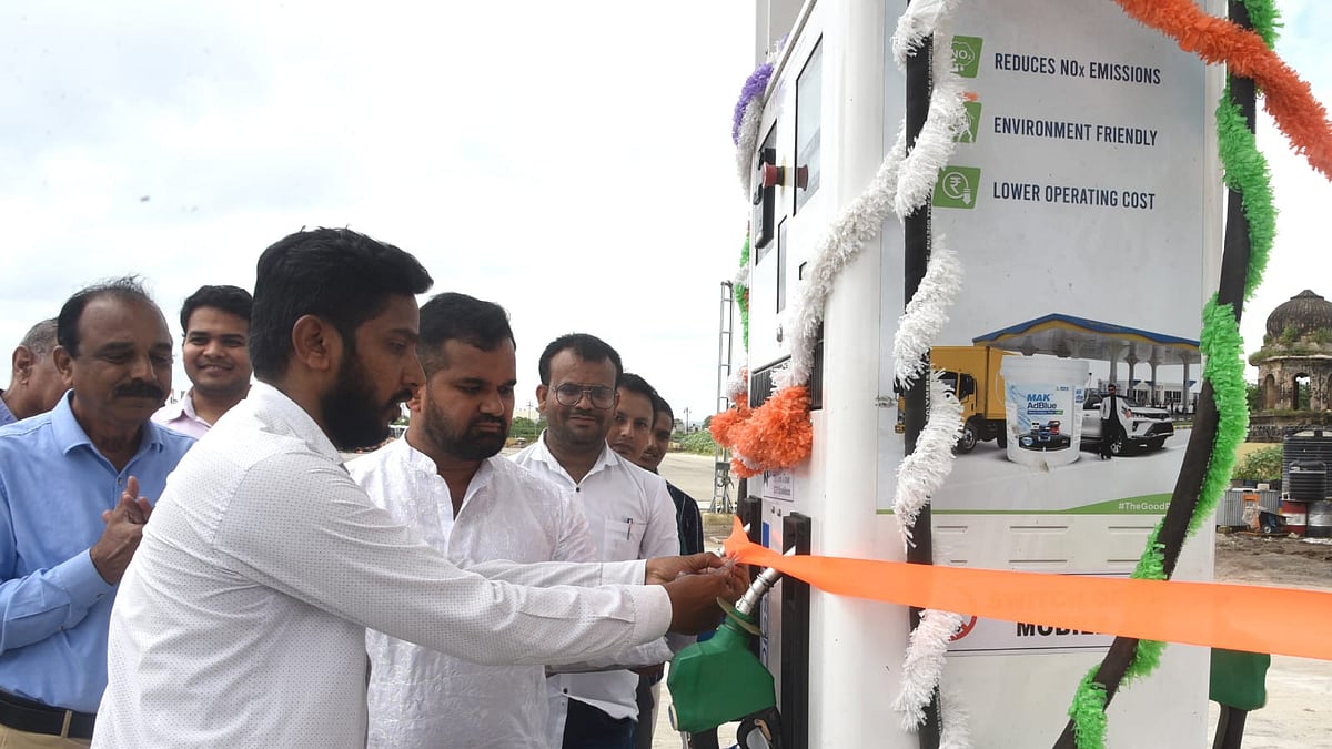 Chhatrapati Sambhajinagar Municipal Commissioner G. Sreekanth Inaugurates Diesel Pump At Jadhavwadi Depot