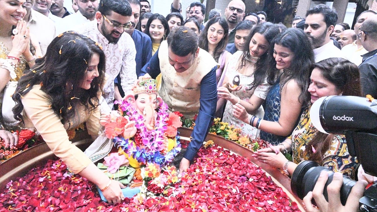 Maharashtra CM Devendra Fadnavis Bids Emotional Farewell To Ganpati At Varsha Residence
