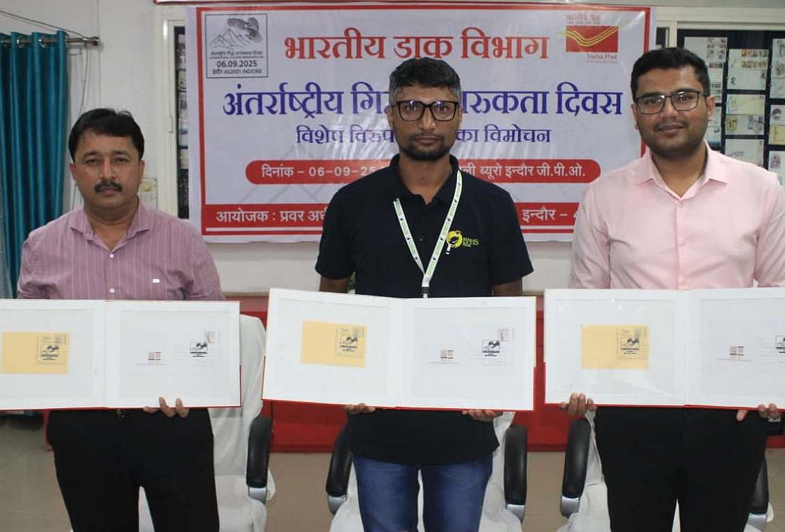 Indore: India Post Releases Special Cover On Vulture Awareness Day
