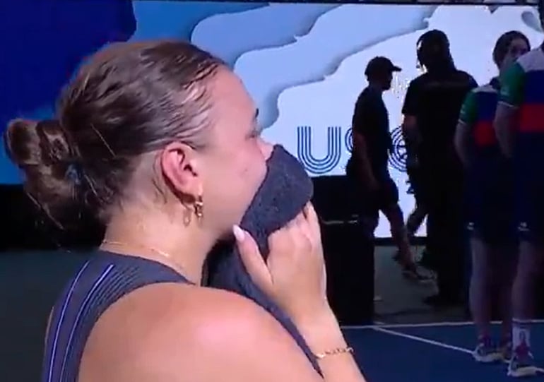 Gut-Wrenching! Amanda Anisimova Sobs Uncontrollably After Losing To Aryna Sabalenka In US Open 2025 Final; Video
