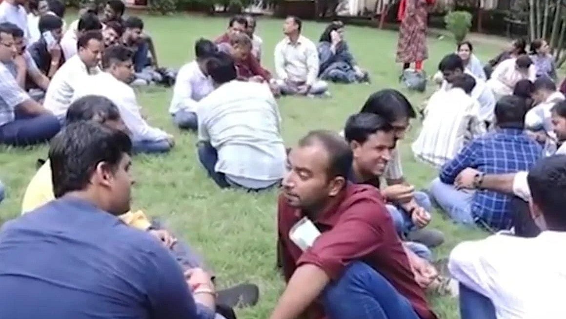 Madhya Pradesh: Food And Civil Supply Employees Lock Office, Protest Over FIR Against Officials