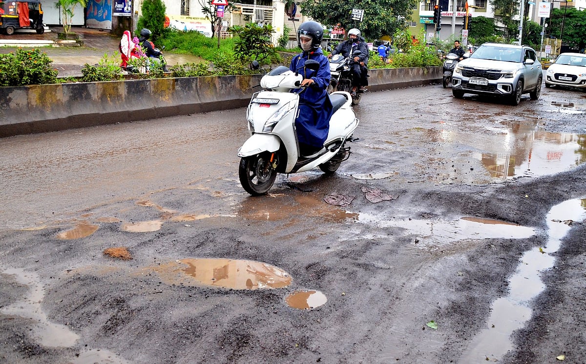 Despite spending lakhs of rupees every year, potholes are created on the roads due to rain.